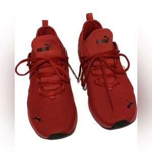 Puma men’s red sneakers shoes barely used, in great condition. Size 10.5